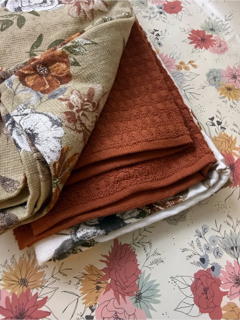 Nicole Miller Kitchen Towels - Set of 3